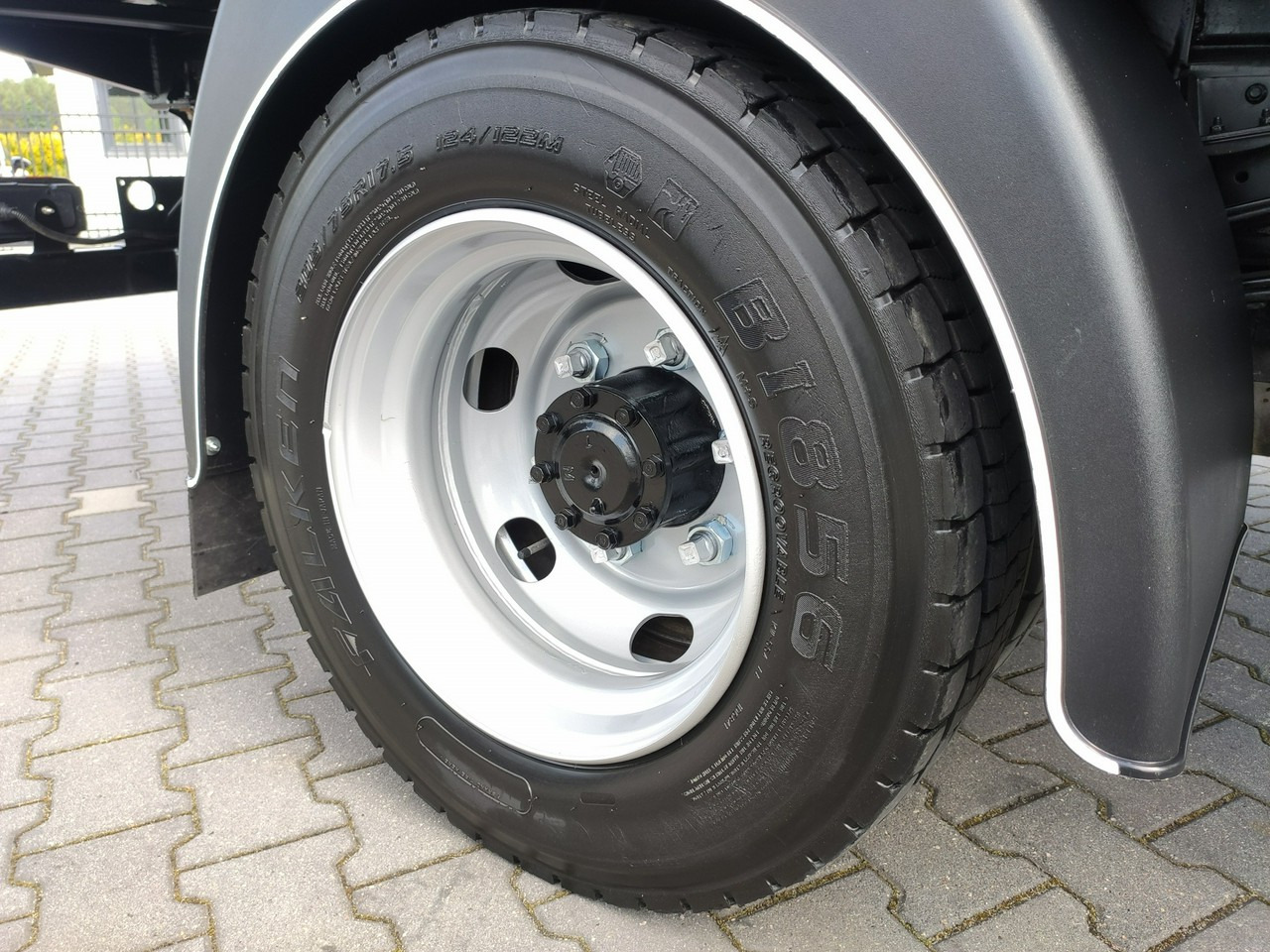 Tipper Mitsubishi Canter Fuso 9C18 3.0/180KM Automat, HDS FASSI F30 Wywrotka 3-str: picture 26 Tipper Mitsubishi Canter Fuso 9C18 3.0/180KM Automat, HDS FASSI F30 Wywrotka 3-str: picture 26