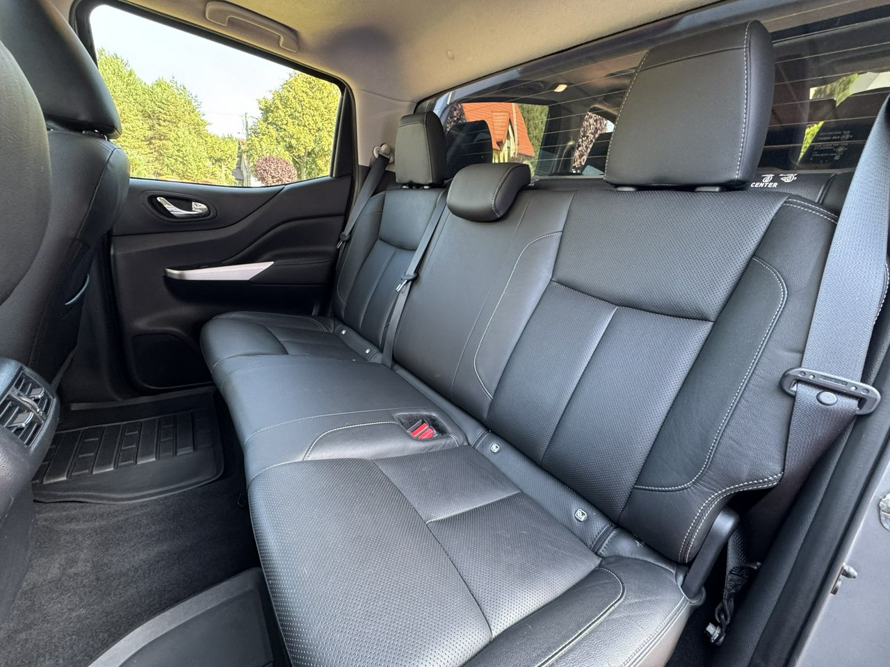 Pickup truck Nissan Navara: picture 30 Pickup truck Nissan Navara: picture 30