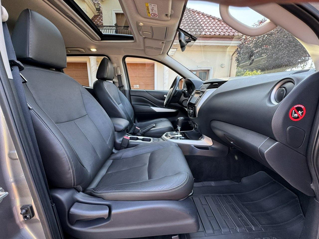 Pickup truck Nissan Navara: picture 34 Pickup truck Nissan Navara: picture 34