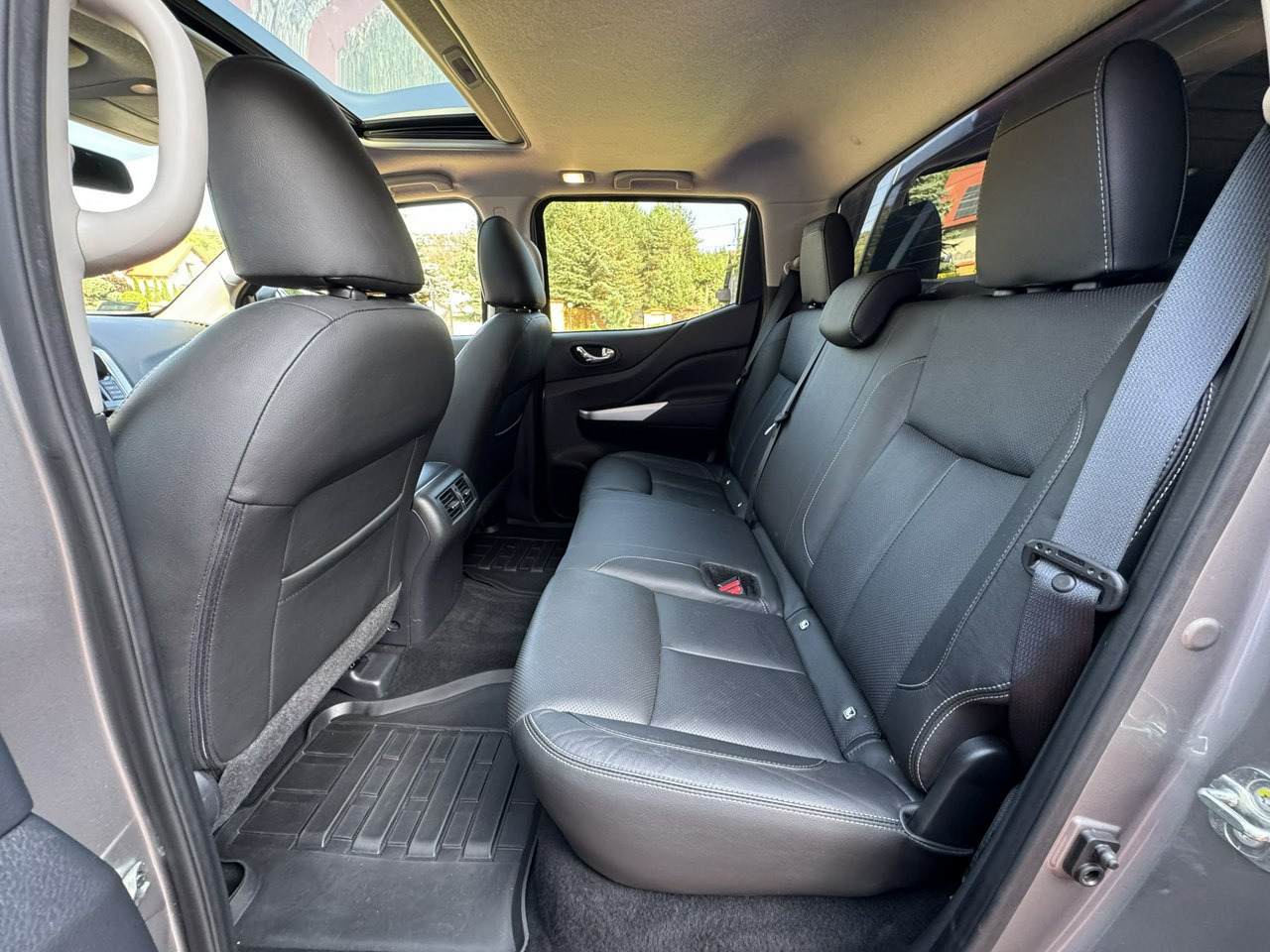 Pickup truck Nissan Navara: picture 28 Pickup truck Nissan Navara: picture 28