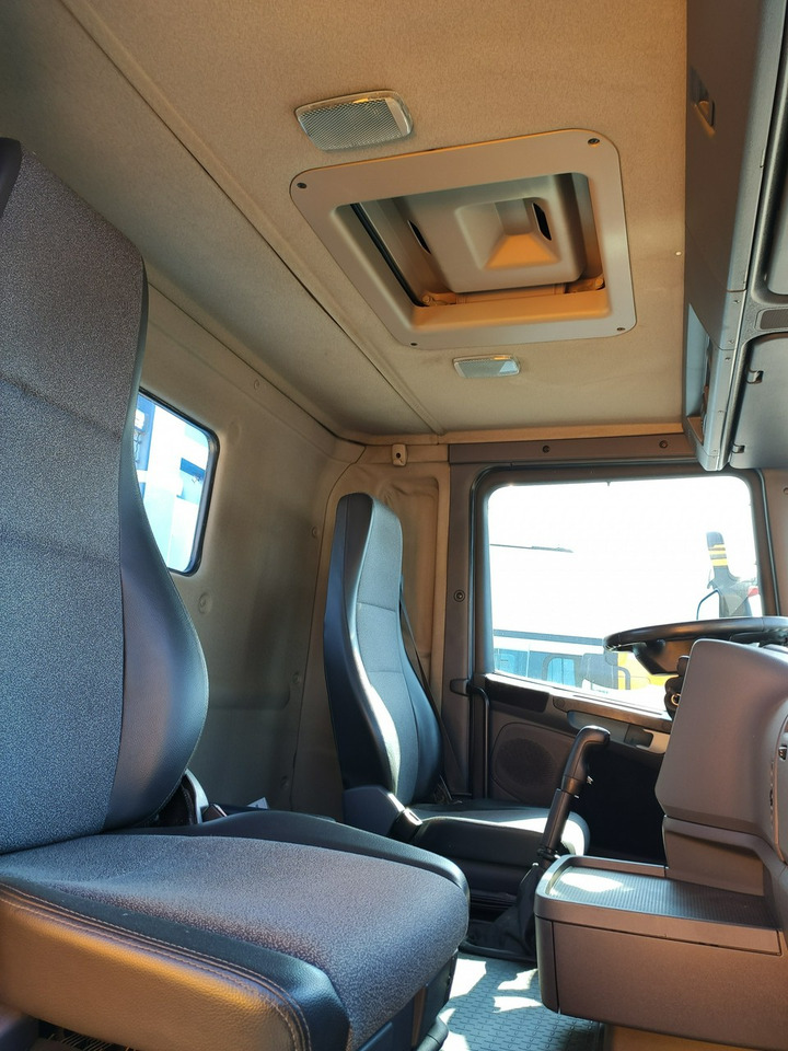 Leasing of Scania R 400 LB 6x2 HDS Budowlanka Widły Oś Skrętna Super Stan Scania R 400 LB 6x2 HDS Budowlanka Widły Oś Skrętna Super Stan: picture 29 Leasing of Scania R 400 LB 6x2 HDS Budowlanka Widły Oś Skrętna Super Stan Scania R 400 LB 6x2 HDS Budowlanka Widły Oś Skrętna Super Stan: picture 29