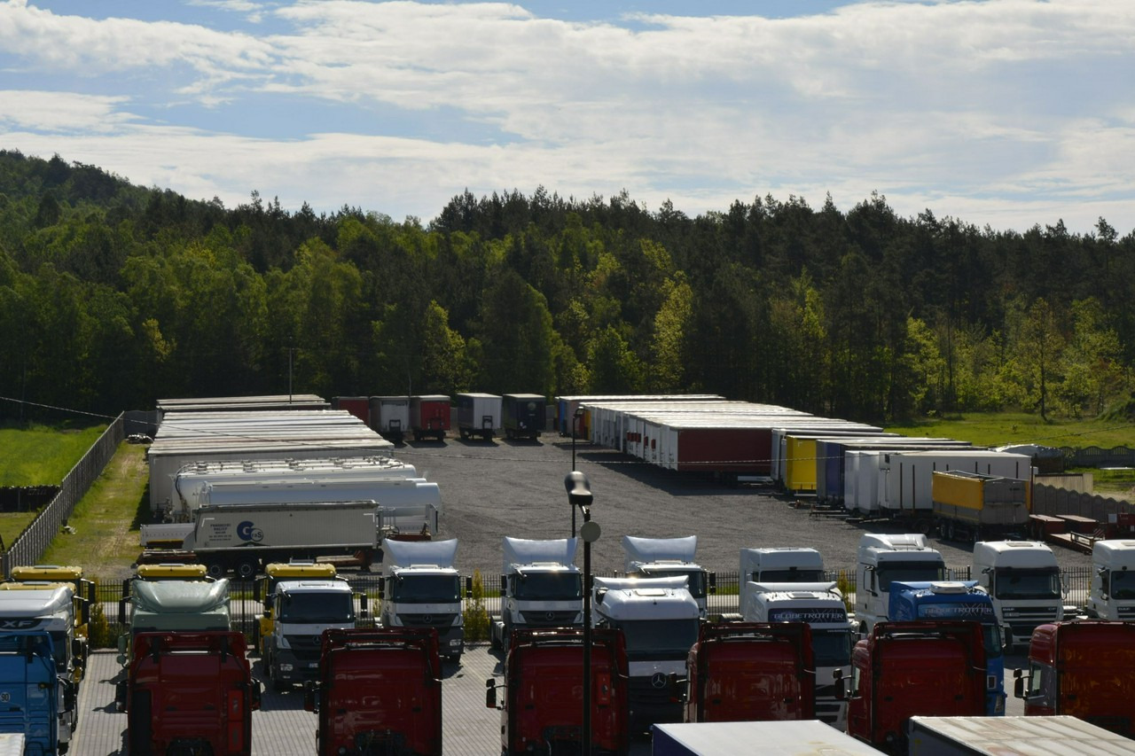 Leasing of Scania R 400 LB 6x2 HDS Budowlanka Widły Oś Skrętna Super Stan Scania R 400 LB 6x2 HDS Budowlanka Widły Oś Skrętna Super Stan: picture 32 Leasing of Scania R 400 LB 6x2 HDS Budowlanka Widły Oś Skrętna Super Stan Scania R 400 LB 6x2 HDS Budowlanka Widły Oś Skrętna Super Stan: picture 32