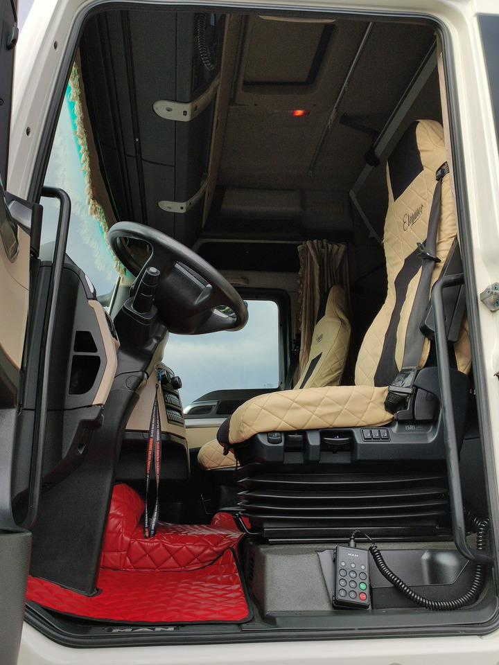 Tractor unit MAN TGX XXL18.460 Standard EURO 6 Serwisowany Super Stan !!!: picture 16