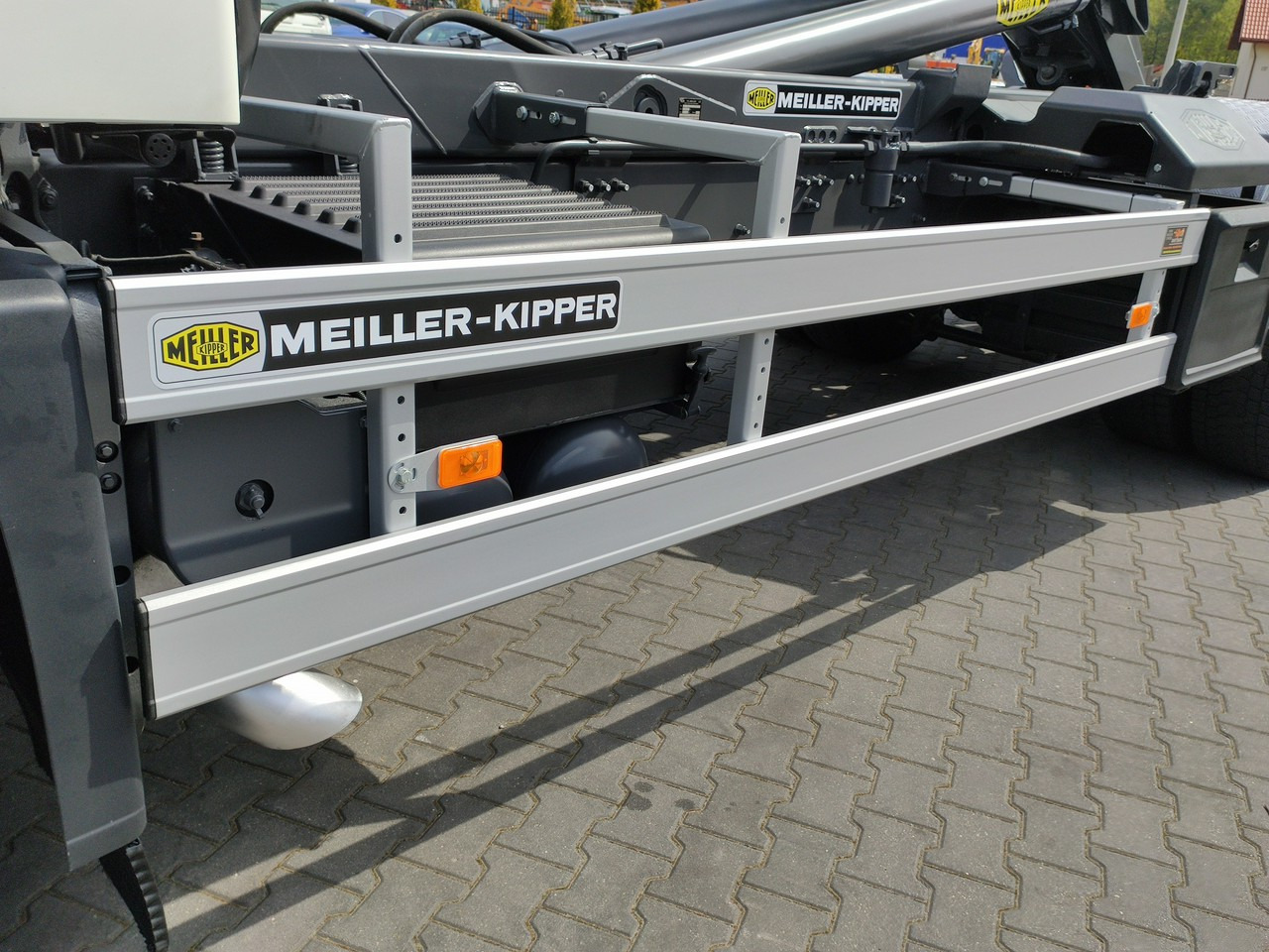 Hook lift truck Volvo FH 460 Globetrotter Hakowiec Kipper Meiller: picture 28