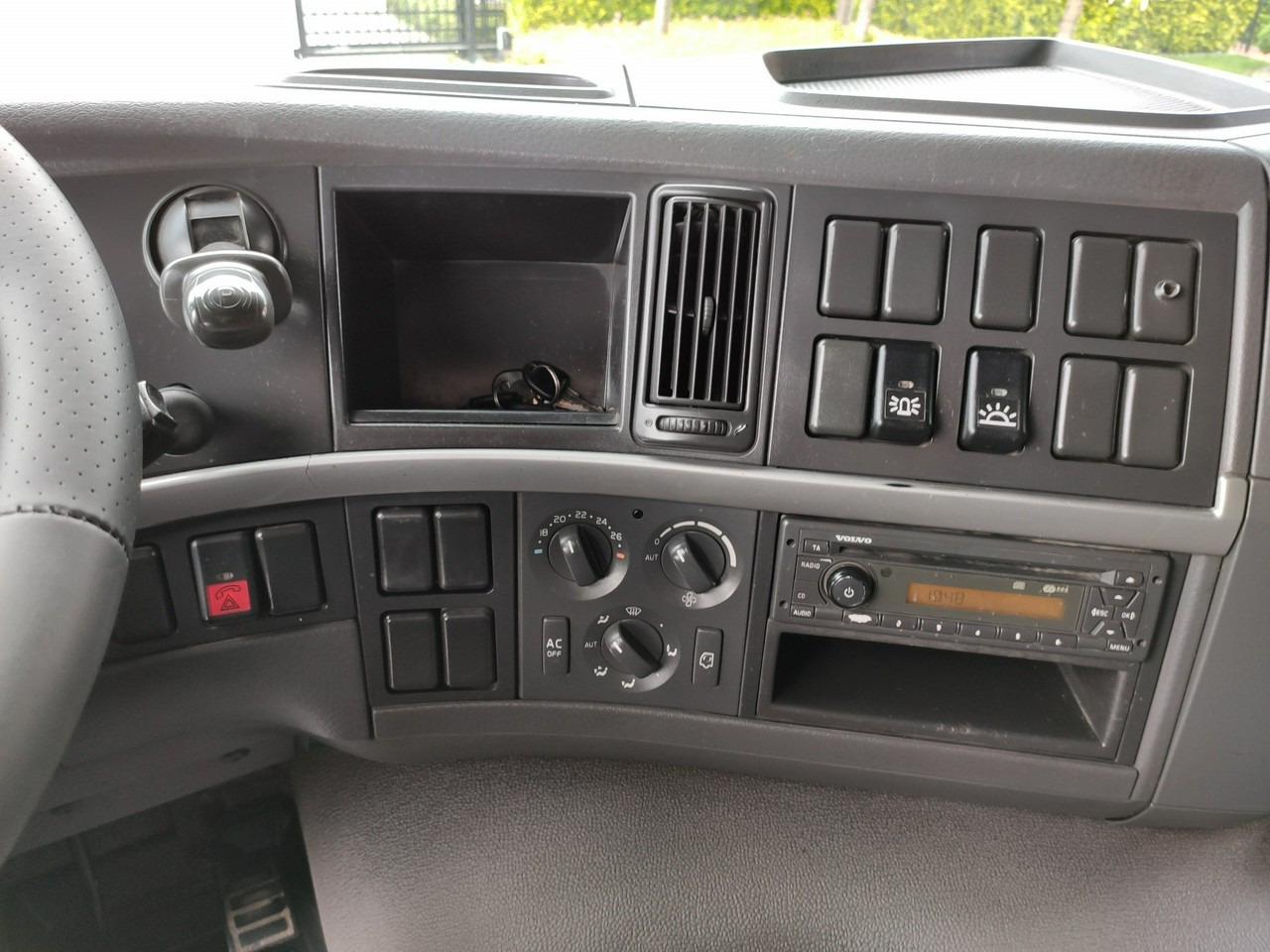 Leasing of Volvo FMX 410 6x4 13L HDS Radiowy Hydroburta Volvo FMX 410 6x4 13L HDS Radiowy Hydroburta: picture 36