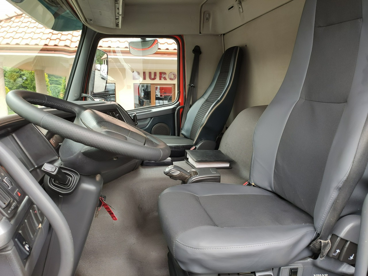 Leasing of Volvo FMX 410 6x4 13L HDS Radiowy Hydroburta Volvo FMX 410 6x4 13L HDS Radiowy Hydroburta: picture 29