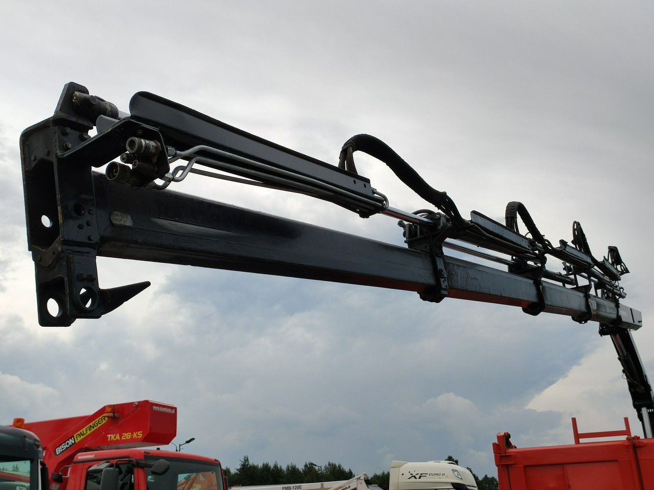 Leasing of Volvo FMX 410 6x4 13L HDS Radiowy Hydroburta Volvo FMX 410 6x4 13L HDS Radiowy Hydroburta: picture 14