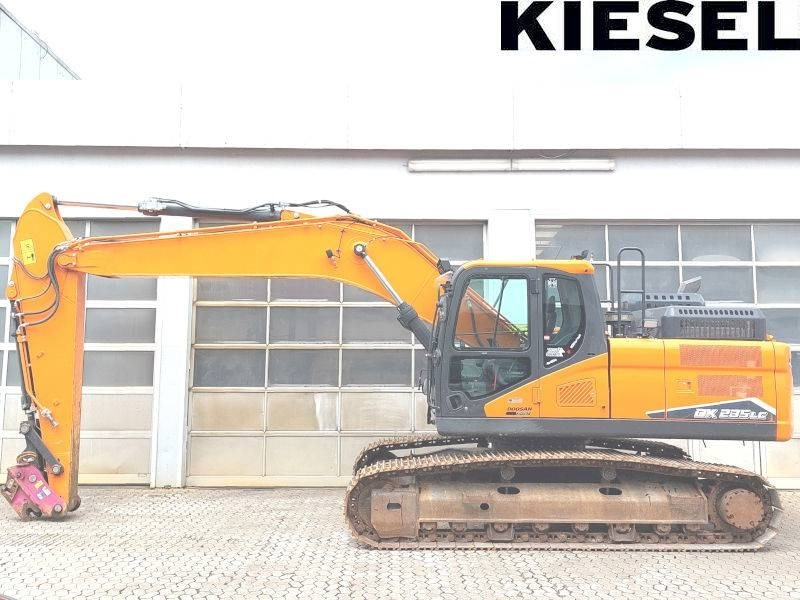 Doosan DX 235 C-7 - Crawler excavator: picture 1 Doosan DX 235 C-7 - Crawler excavator: picture 1