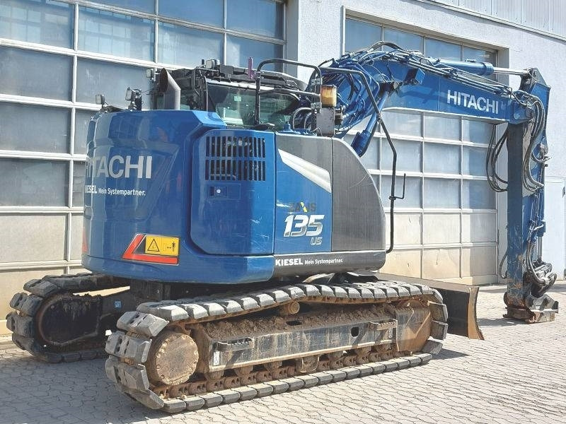 Crawler excavator Hitachi ZX 135 US-7: picture 6