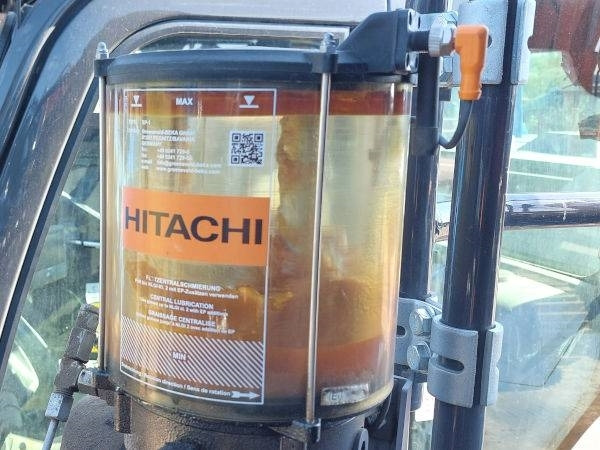 Crawler excavator Hitachi ZX 135 US-7: picture 8