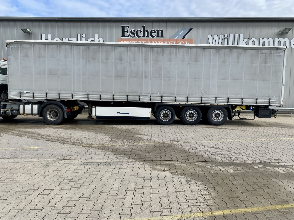 Krone SD - Curtainsider semi-trailer: picture 2 Krone SD - Curtainsider semi-trailer: picture 2