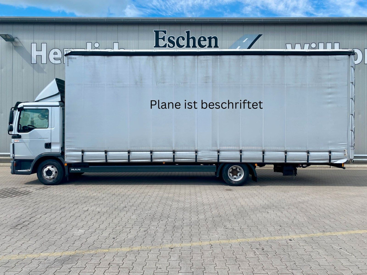 MAN TGL 8.220 I Pritsche Plane*Klima*2Tank*Automatik - Curtain side van: picture 2 MAN TGL 8.220 I Pritsche Plane*Klima*2Tank*Automatik - Curtain side van: picture 2