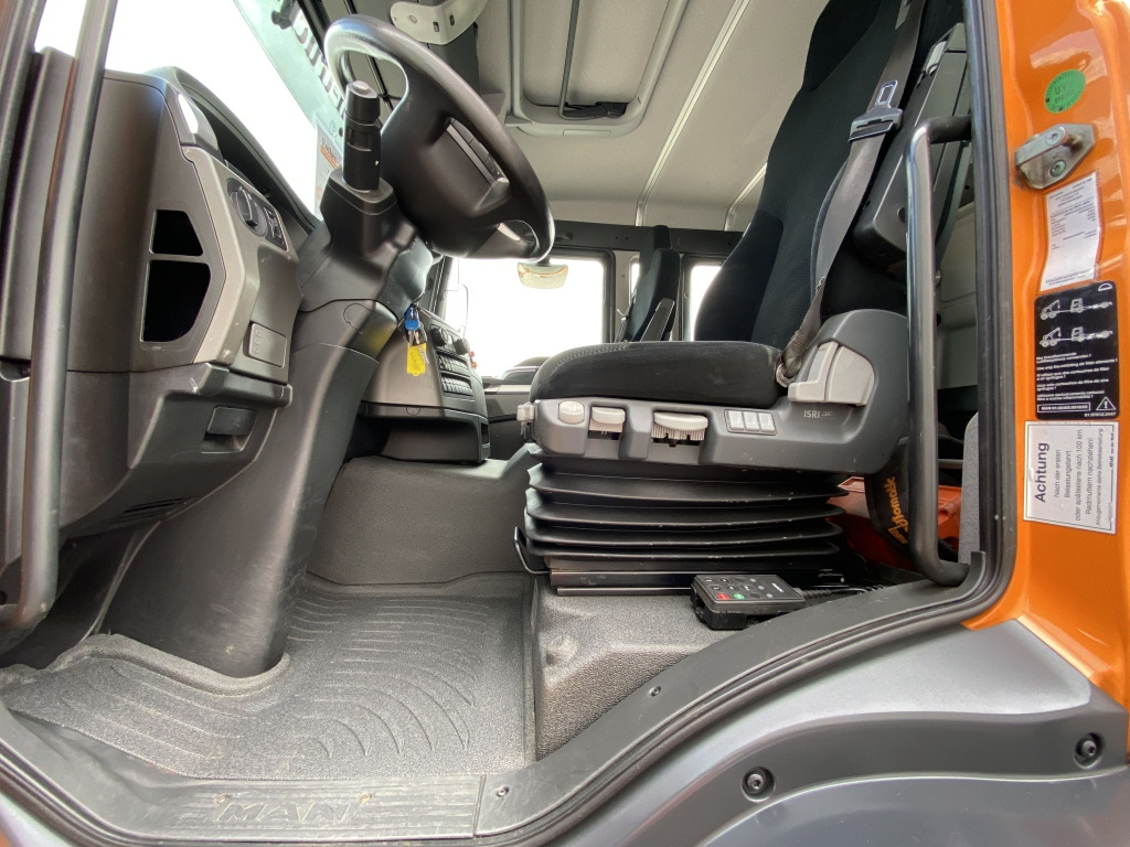 Dropside/ Flatbed truck, Crane truck MAN TGM 15.290 4x2 BL / Atlas AK 75.2 Kran: picture 11 Dropside/ Flatbed truck, Crane truck MAN TGM 15.290 4x2 BL / Atlas AK 75.2 Kran: picture 11