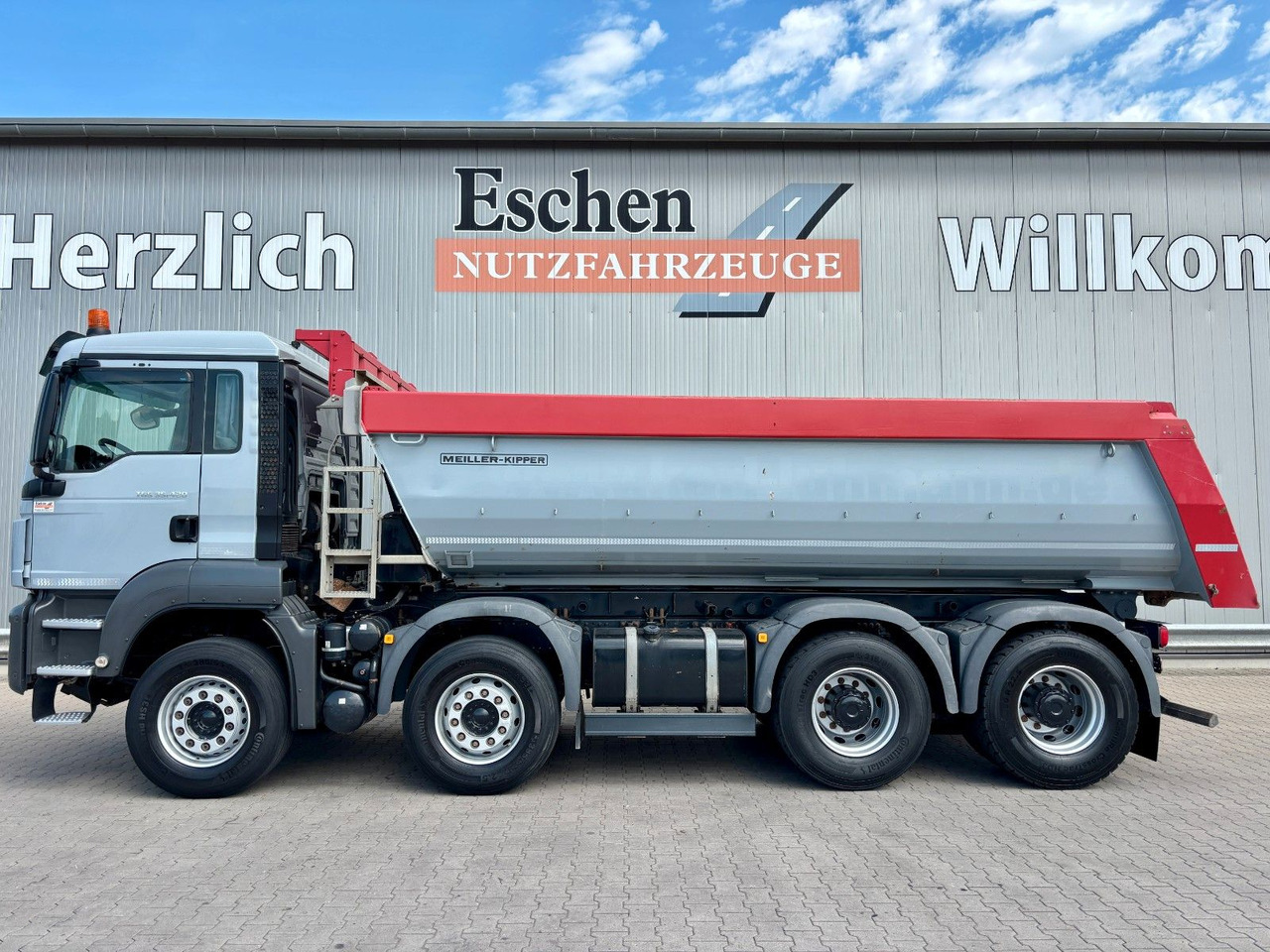 MAN TGS 35.420 8x4 BL | MEILLER*Rollplane*Navi*Klima - Skip loader truck: picture 3 MAN TGS 35.420 8x4 BL | MEILLER*Rollplane*Navi*Klima - Skip loader truck: picture 3
