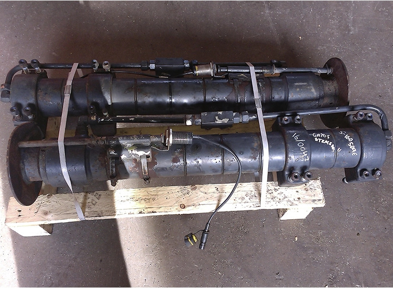 Juego de gatos para grúa - Attachment for Crane: picture 1 Juego de gatos para grúa - Attachment for Crane: picture 1