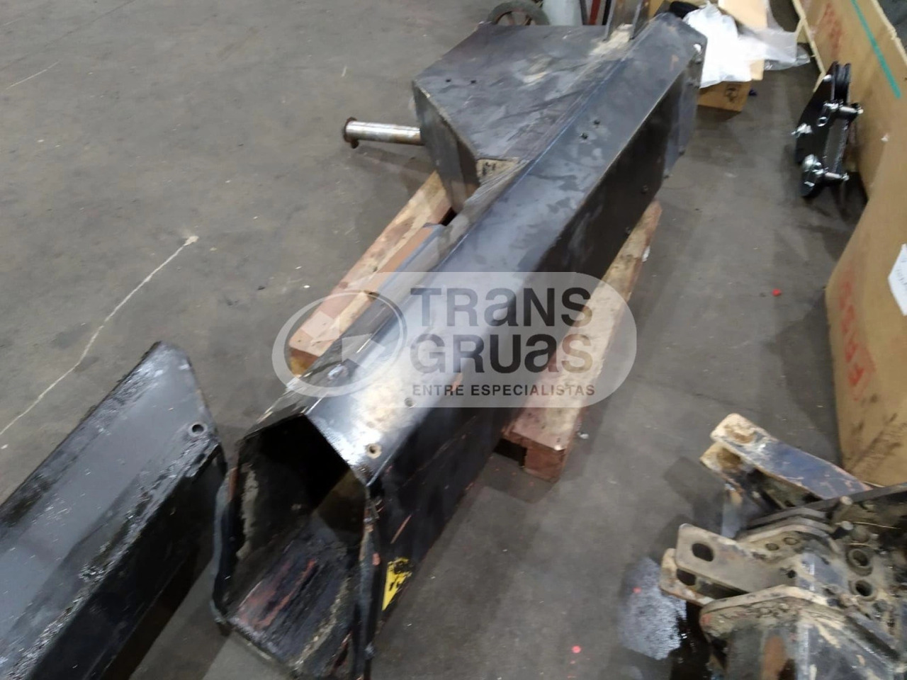 Brazo secundario grúa Hiab 330-5 - Loader crane: picture 4 Brazo secundario grúa Hiab 330-5 - Loader crane: picture 4