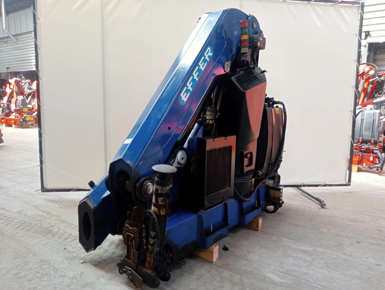 Grúa EFFER 305 5S - Loader crane for Truck: picture 3 Grúa EFFER 305 5S - Loader crane for Truck: picture 3