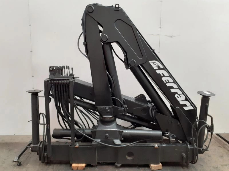 Grúa Ferrari F708 - Loader crane for Truck: picture 2 Grúa Ferrari F708 - Loader crane for Truck: picture 2