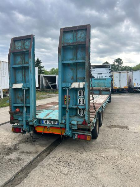 Castera - Low loader semi-trailer: picture 2 Castera - Low loader semi-trailer: picture 2