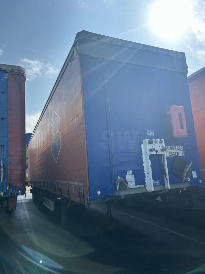 Fliegl - Curtainsider semi-trailer: picture 5 Fliegl - Curtainsider semi-trailer: picture 5
