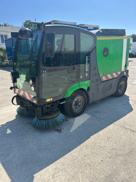 Mathieu Azura MC210 - Road sweeper: picture 1 Mathieu Azura MC210 - Road sweeper: picture 1