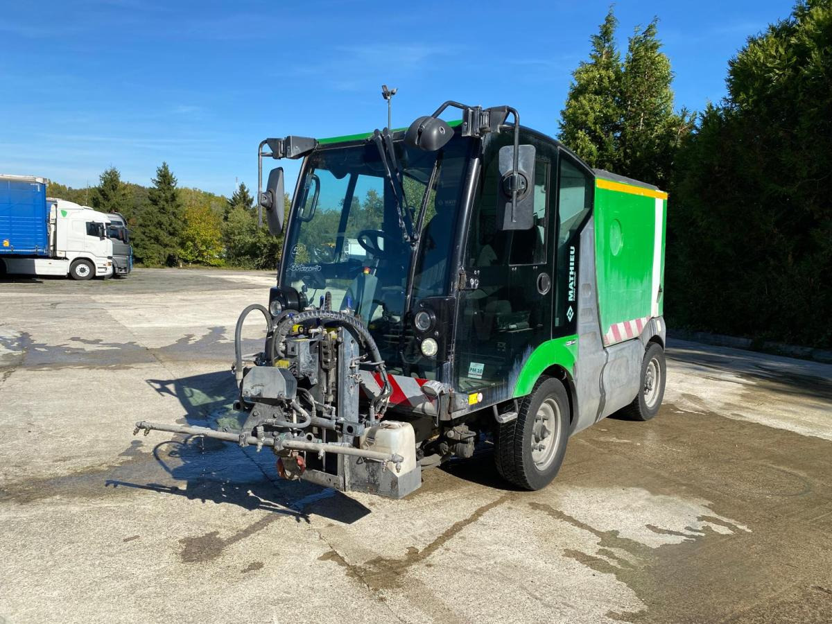 Mathieu Azura MC210 - Road sweeper: picture 5 Mathieu Azura MC210 - Road sweeper: picture 5
