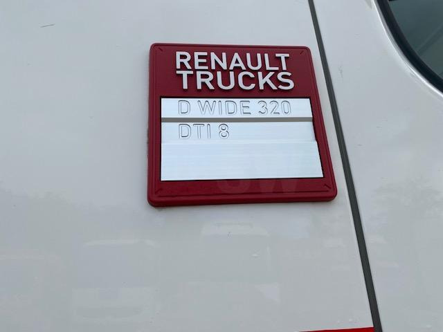 Renault D-Series 320 - Box truck: picture 5 Renault D-Series 320 - Box truck: picture 5
