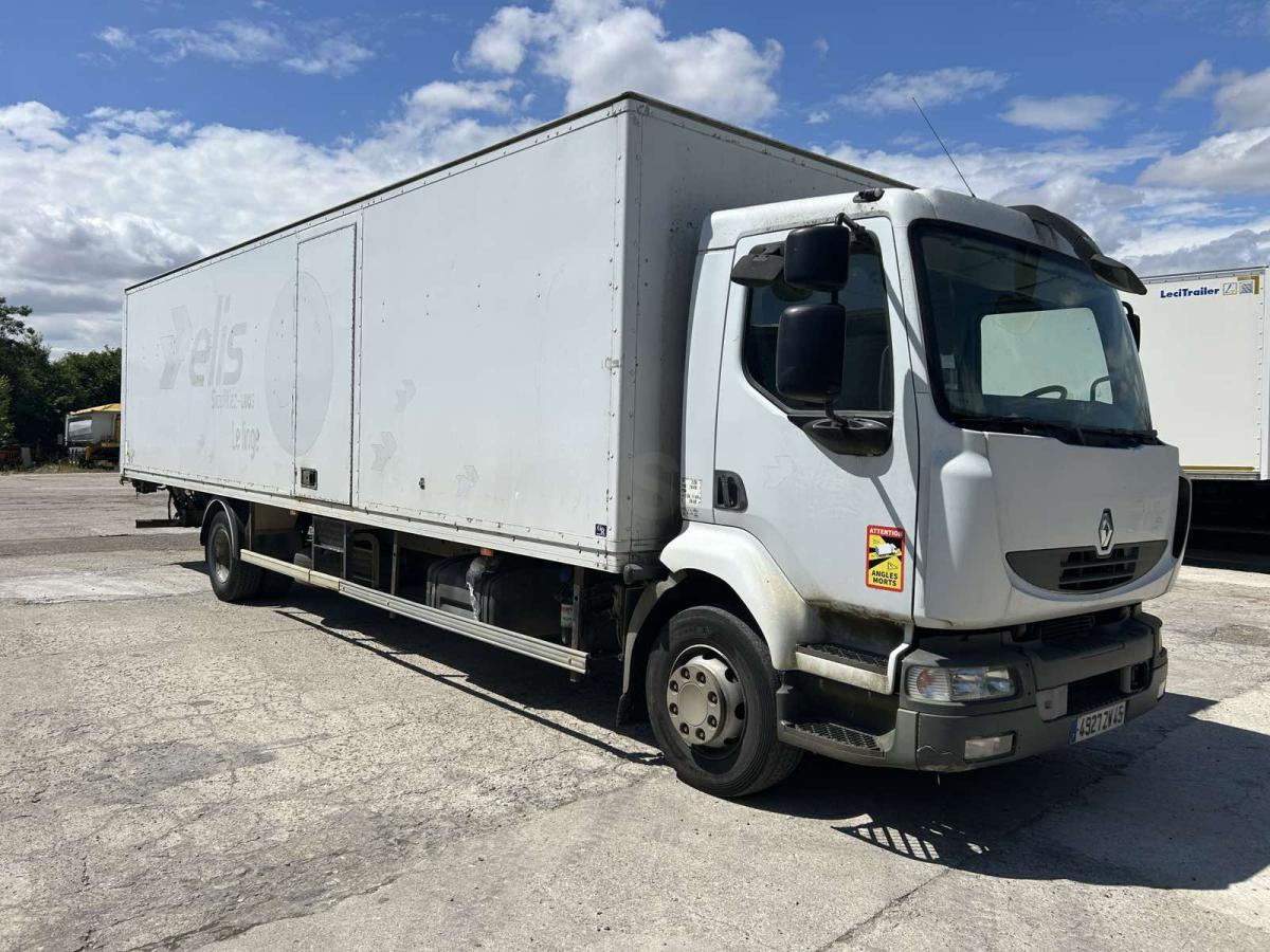 Renault Midlum 180 - Box truck: picture 2 Renault Midlum 180 - Box truck: picture 2