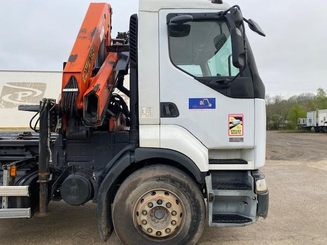 Hook lift truck Renault Premium 370: picture 9 Hook lift truck Renault Premium 370: picture 9