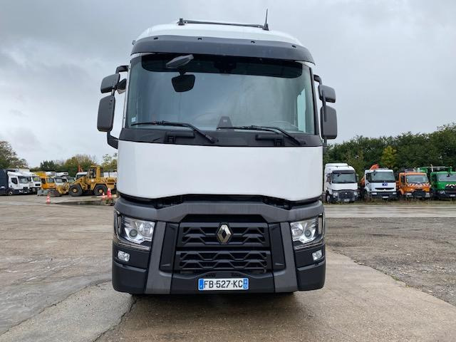 Renault T-Series 520 - Tractor unit: picture 2 Renault T-Series 520 - Tractor unit: picture 2