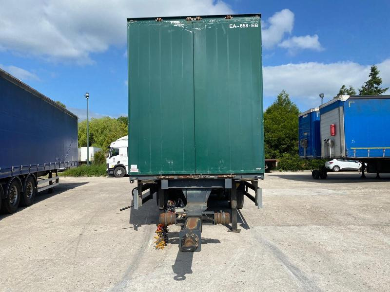Trouillet - Curtainsider trailer: picture 2 Trouillet - Curtainsider trailer: picture 2