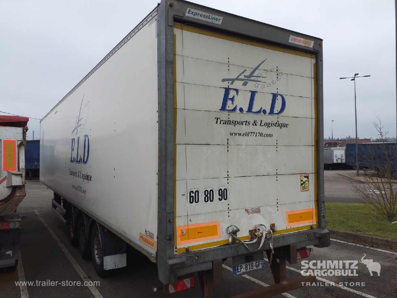 FRUEHAUF Dryfreight Standard Roller shutter door - Closed box semi-trailer: picture 2 FRUEHAUF Dryfreight Standard Roller shutter door - Closed box semi-trailer: picture 2