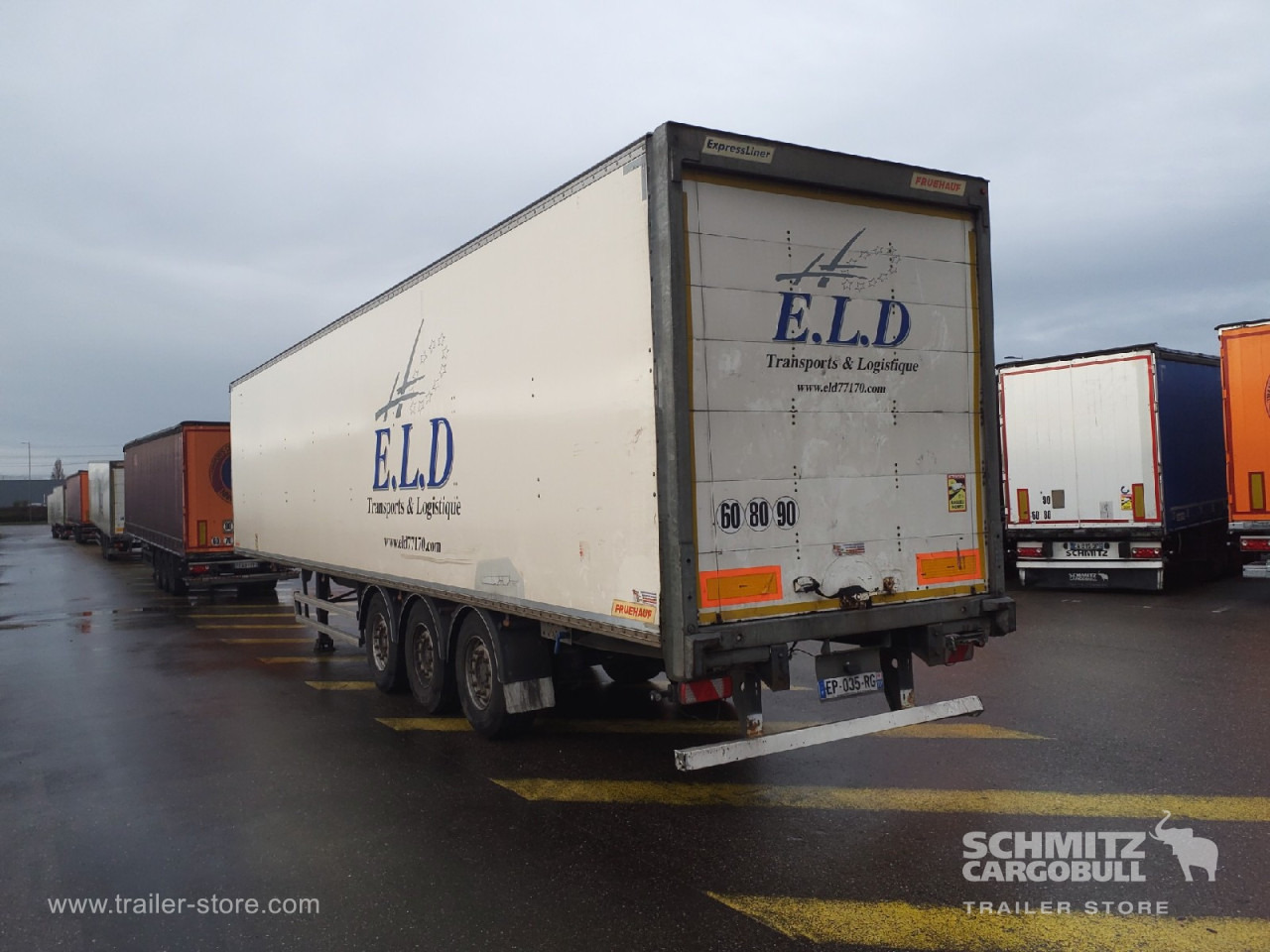 FRUEHAUF Dryfreight Standard Roller shutter door - Closed box semi-trailer: picture 2 FRUEHAUF Dryfreight Standard Roller shutter door - Closed box semi-trailer: picture 2