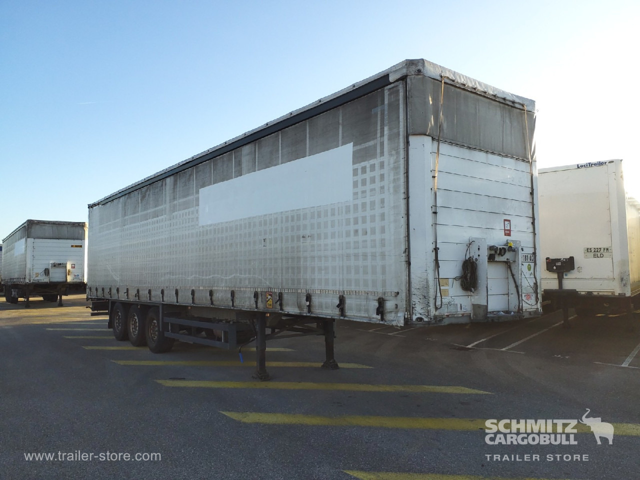 SCHMITZ Curtainsider Standard - Curtainsider semi-trailer: picture 1 SCHMITZ Curtainsider Standard - Curtainsider semi-trailer: picture 1
