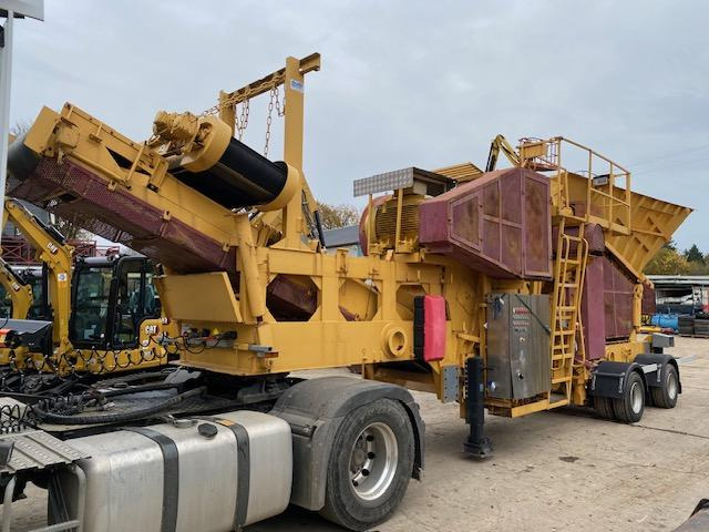BLE & Royen ST-2-X 550x900 - Mobile crusher: picture 1 BLE & Royen ST-2-X 550x900 - Mobile crusher: picture 1
