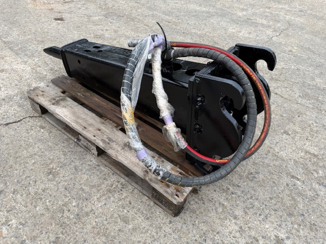 CAT H63s - Hydraulic hammer: picture 4 CAT H63s - Hydraulic hammer: picture 4