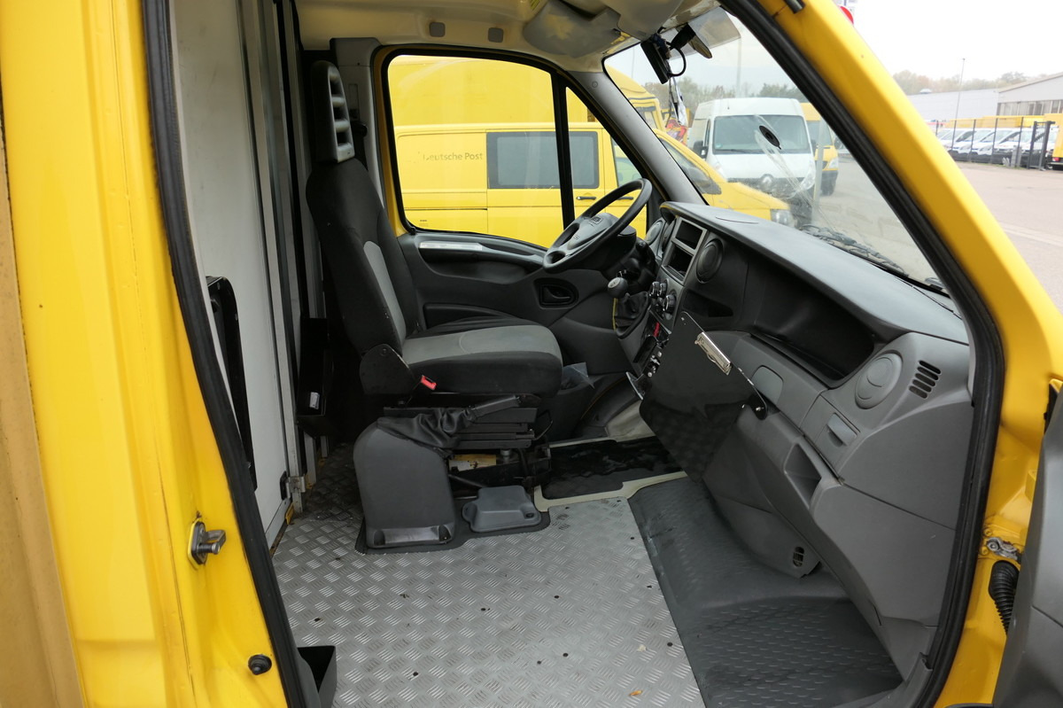 IVECO Daily 35 S11 C30C AUTOMATIK KAMERA Regale LUFT D - Box van: picture 5 IVECO Daily 35 S11 C30C AUTOMATIK KAMERA Regale LUFT D - Box van: picture 5