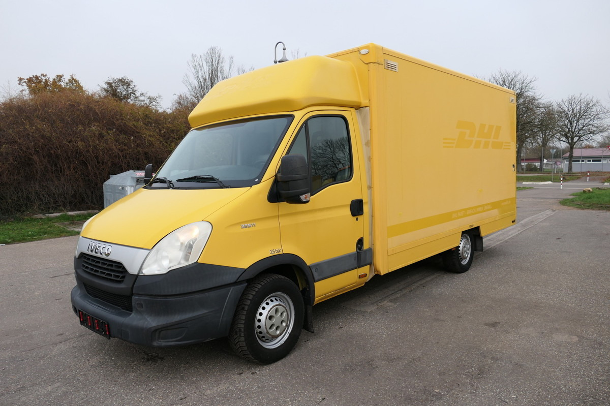 IVECO Daily 35 S11 C30C AUTOMATIK KAMERA Regale LUFT D - Box van: picture 1 IVECO Daily 35 S11 C30C AUTOMATIK KAMERA Regale LUFT D - Box van: picture 1