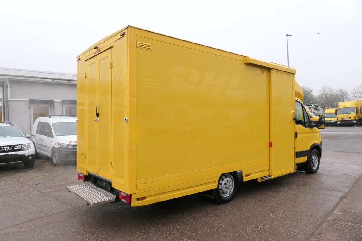IVECO Daily 35 S11 C30C AUTOMATIK KAMERA Regale LUFT D - Box van: picture 3 IVECO Daily 35 S11 C30C AUTOMATIK KAMERA Regale LUFT D - Box van: picture 3