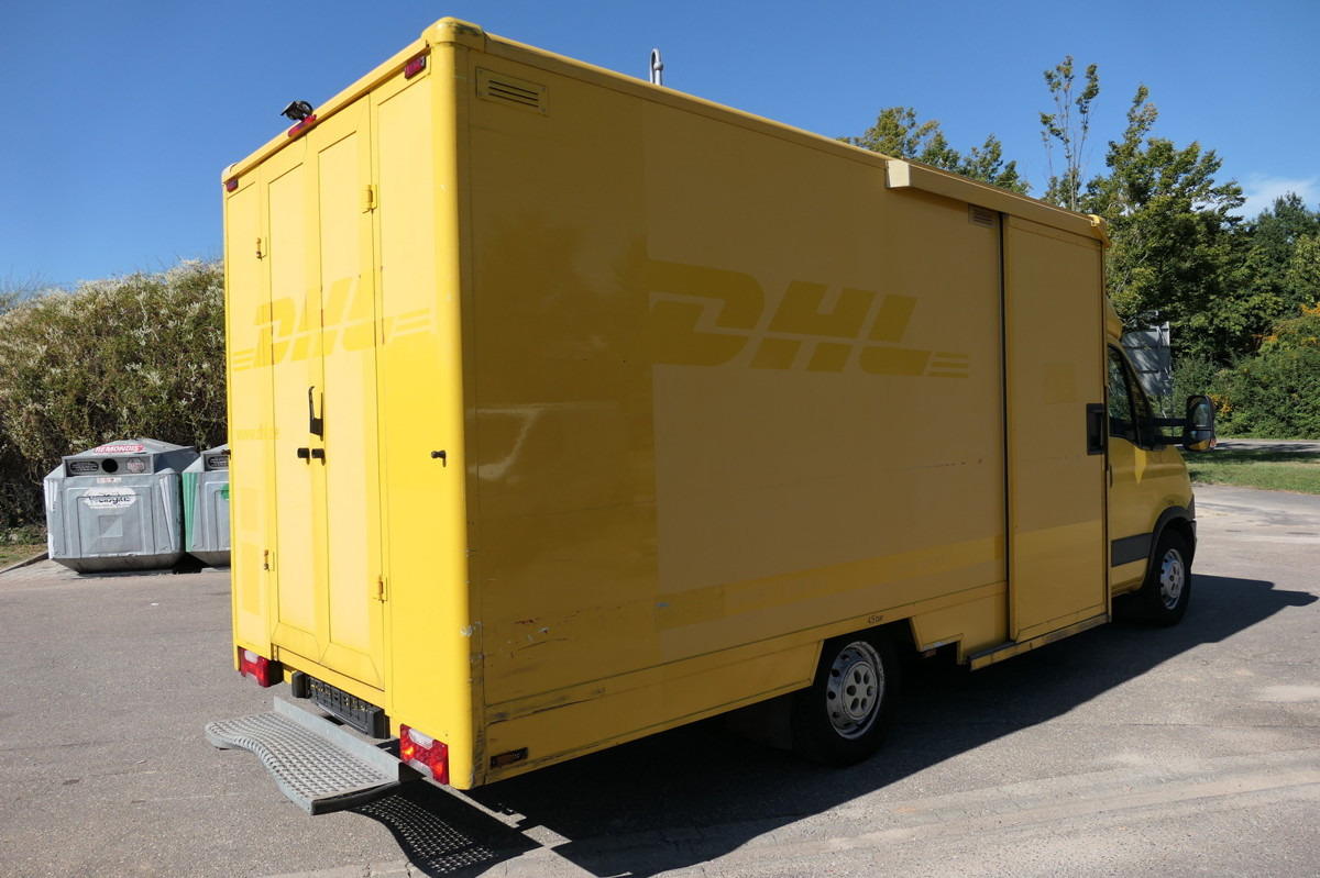 IVECO Daily 35 S11 C30C AUTOMATIK KAMERA Regale LUFT D - Box van: picture 3 IVECO Daily 35 S11 C30C AUTOMATIK KAMERA Regale LUFT D - Box van: picture 3
