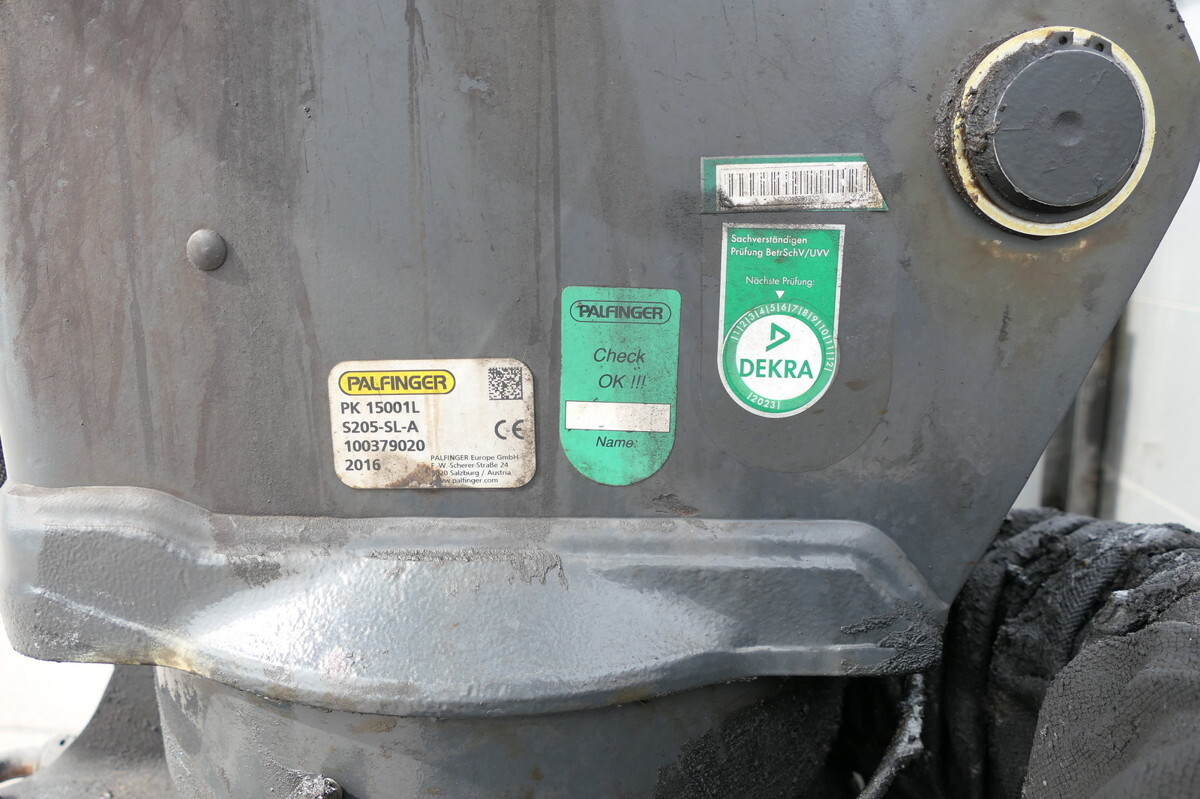 Dropside/ Flatbed truck, Crane truck MERCEDES-BENZ Antos 2540 L KLIMA Palfinger-Kran PK15001L Lenka: picture 7