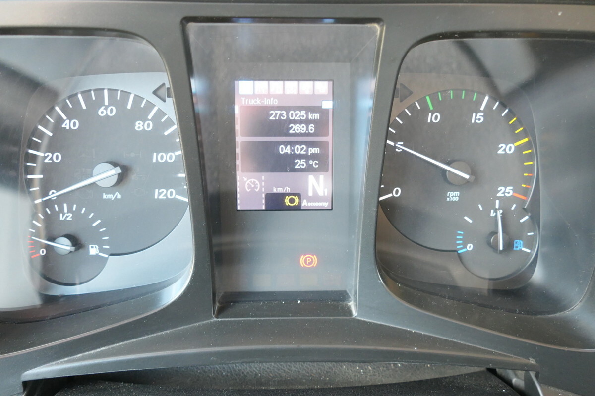 Dropside/ Flatbed truck, Crane truck MERCEDES-BENZ Antos 2540 L KLIMA Palfinger-Kran PK15001L Lenka: picture 13