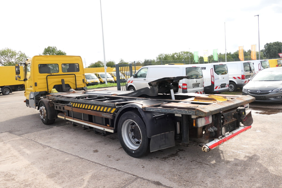 Leasing of MERCEDES-BENZ KAMAG WBH 25 Wiesel Sattelkupplung Umsetzfahrz. MERCEDES-BENZ KAMAG WBH 25 Wiesel Sattelkupplung Umsetzfahrz.: picture 8 Leasing of MERCEDES-BENZ KAMAG WBH 25 Wiesel Sattelkupplung Umsetzfahrz. MERCEDES-BENZ KAMAG WBH 25 Wiesel Sattelkupplung Umsetzfahrz.: picture 8