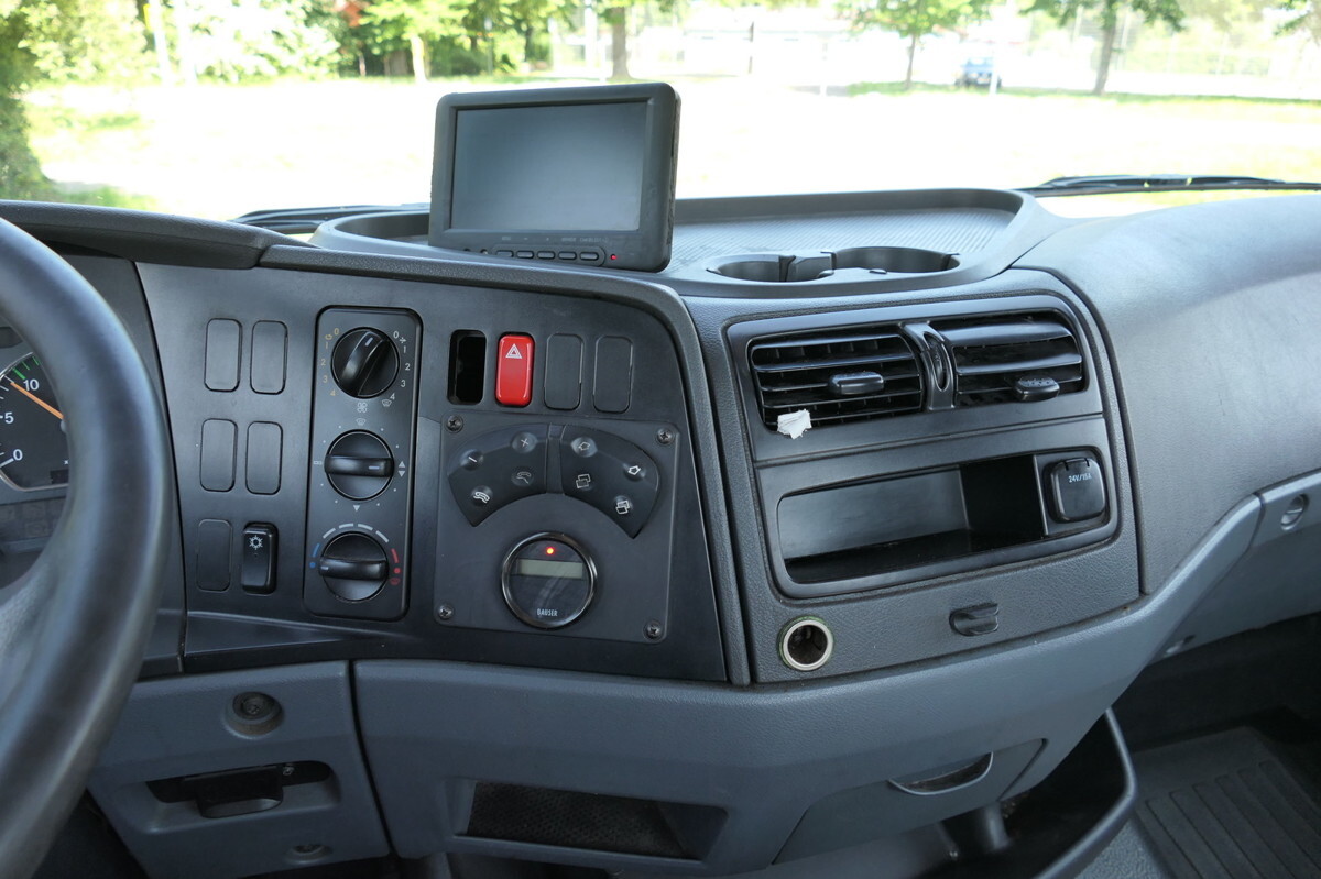 Container transporter/ Swap body truck MERCEDES-BENZ KAMAG WBH 25 Wiesel Terberg Umsetzfahrz. Sattelk: picture 12 Container transporter/ Swap body truck MERCEDES-BENZ KAMAG WBH 25 Wiesel Terberg Umsetzfahrz. Sattelk: picture 12