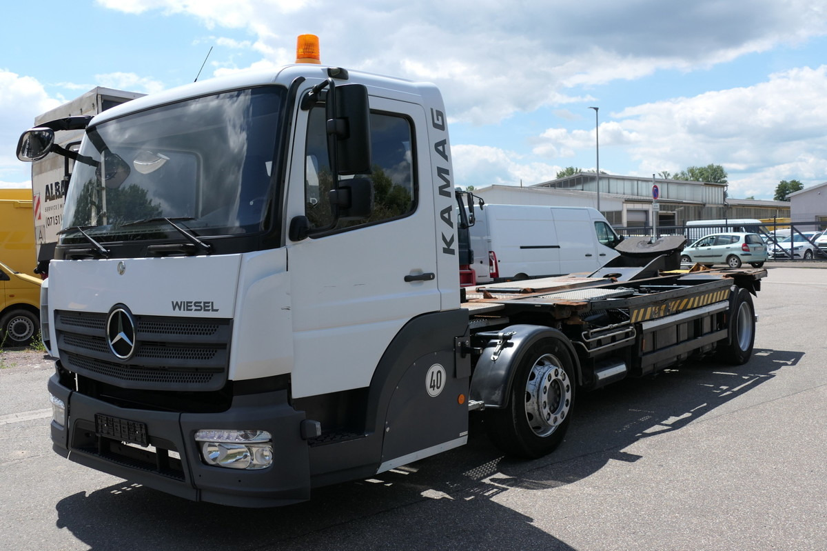 MERCEDES-BENZ Kamag Wiesel WBH 25 Wiesel Umsetzfahrzeug - Container transporter/ Swap body truck: picture 2 MERCEDES-BENZ Kamag Wiesel WBH 25 Wiesel Umsetzfahrzeug - Container transporter/ Swap body truck: picture 2