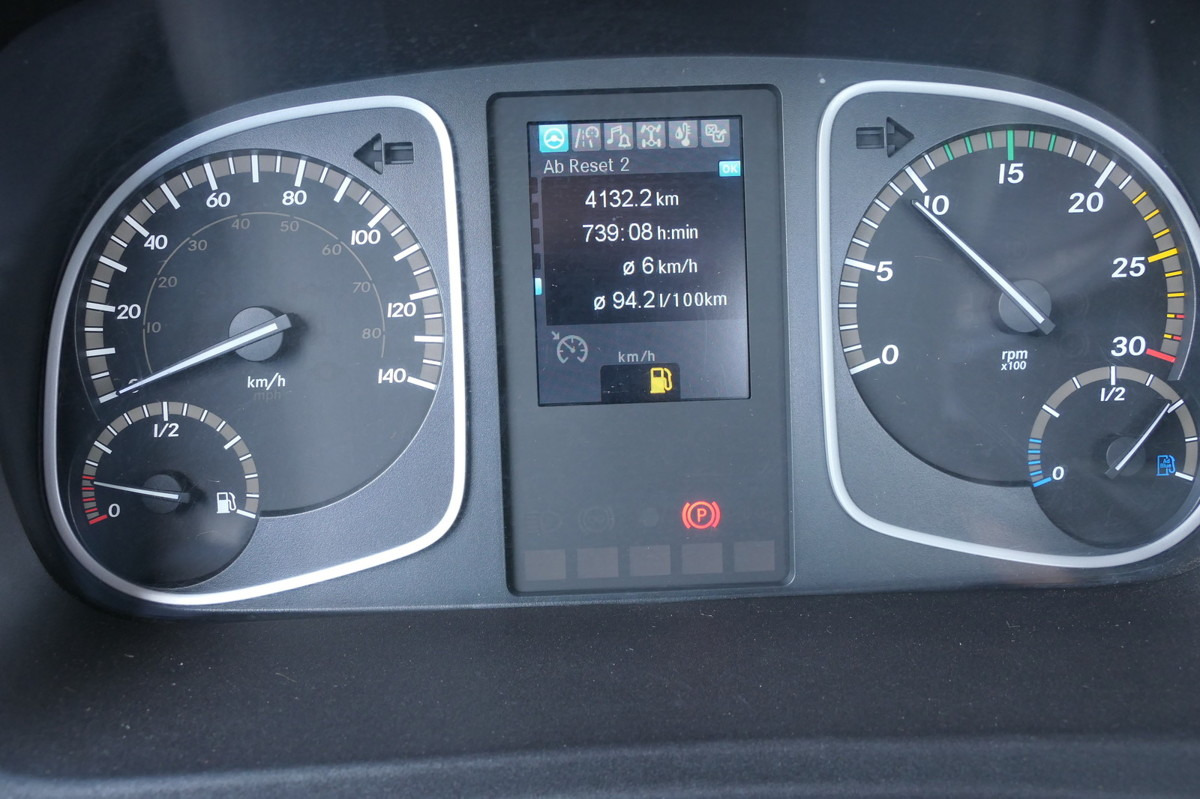 Leasing of MERCEDES-BENZ Kamag Wiesel WBH 25 Wiesel Umsetzfahrzeug MERCEDES-BENZ Kamag Wiesel WBH 25 Wiesel Umsetzfahrzeug: picture 18