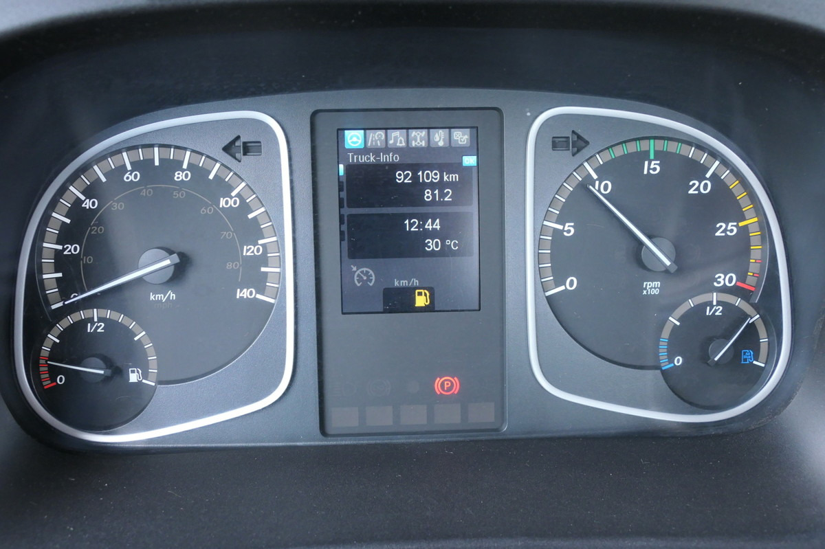 Leasing of MERCEDES-BENZ Kamag Wiesel WBH 25 Wiesel Umsetzfahrzeug MERCEDES-BENZ Kamag Wiesel WBH 25 Wiesel Umsetzfahrzeug: picture 16