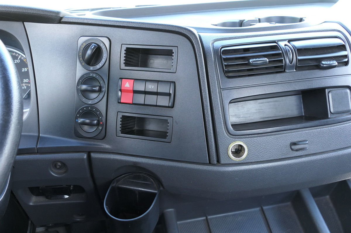 Leasing of MERCEDES-BENZ Kamag Wiesel WBH 25 Wiesel Umsetzfahrzeug MERCEDES-BENZ Kamag Wiesel WBH 25 Wiesel Umsetzfahrzeug: picture 14