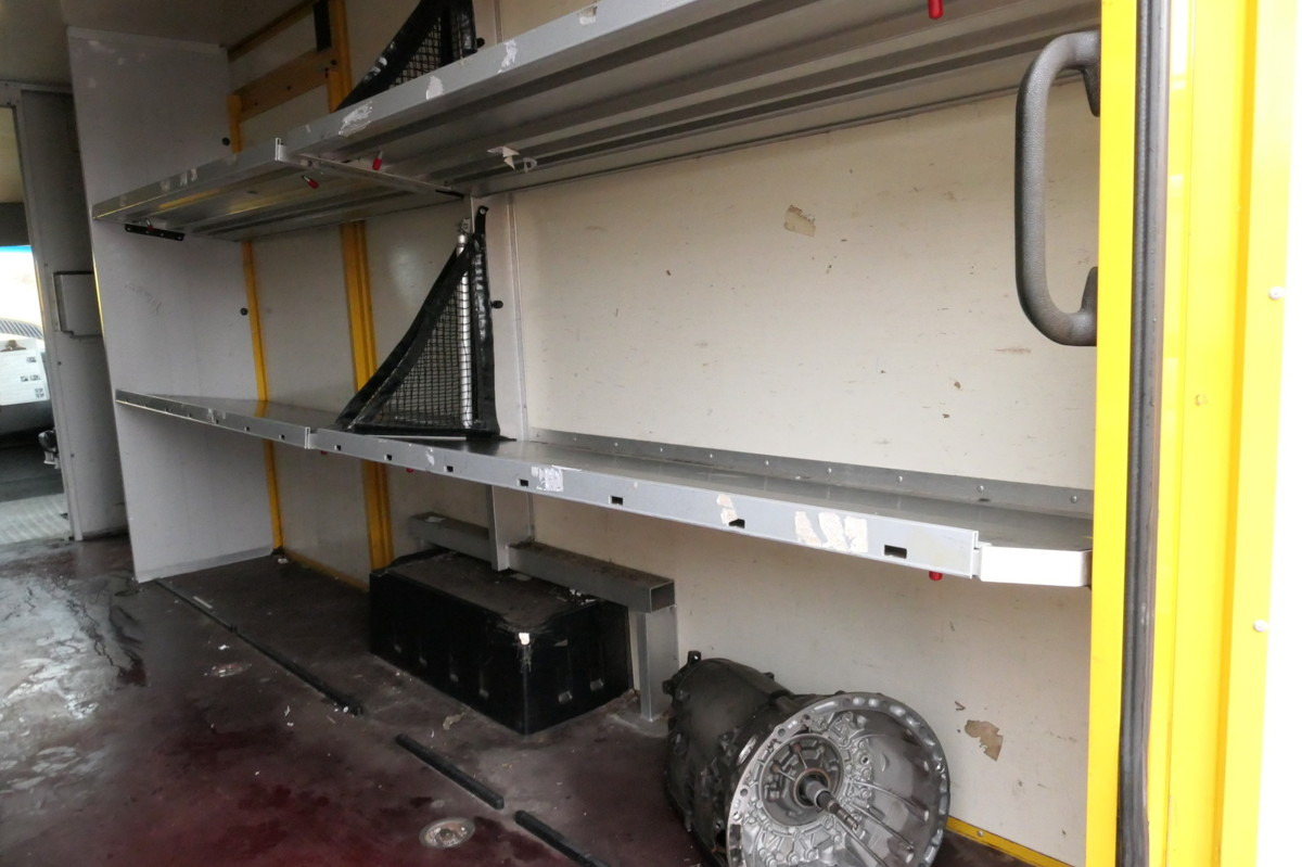 Box van MERCEDES-BENZ SPRINTER 310 CDI MAXI EURO-5 KOFFER REGALE KAMER: picture 8 Box van MERCEDES-BENZ SPRINTER 310 CDI MAXI EURO-5 KOFFER REGALE KAMER: picture 8
