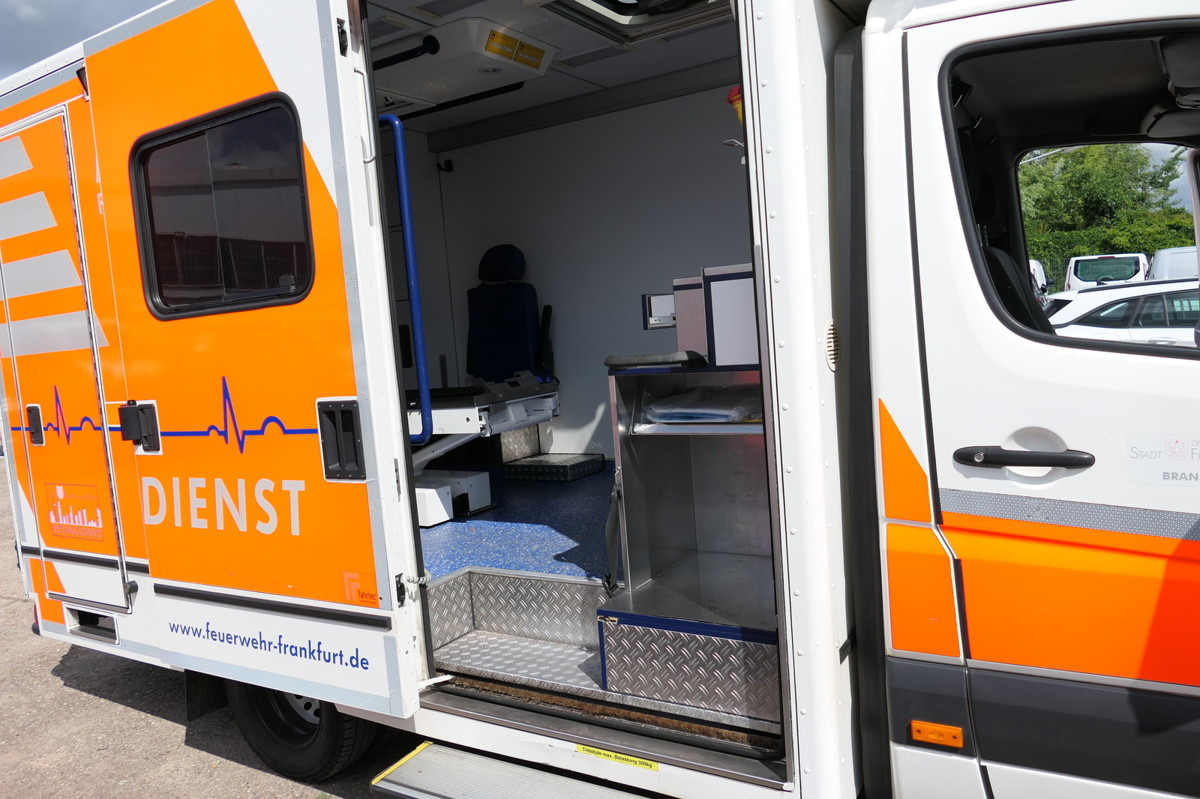 Ambulance MERCEDES-BENZ Sprinter 519 CDI Klima Krankenwagen Fahrtec Aufb: picture 10 Ambulance MERCEDES-BENZ Sprinter 519 CDI Klima Krankenwagen Fahrtec Aufb: picture 10
